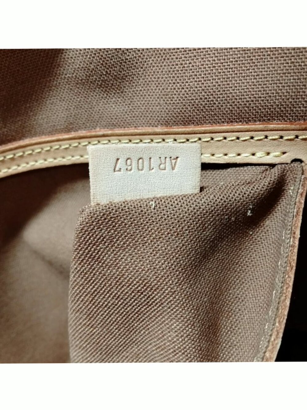 Authentic Louis Vuitton Cabas Mezzo Monogram Tote Bag - Picture 16 of 16
